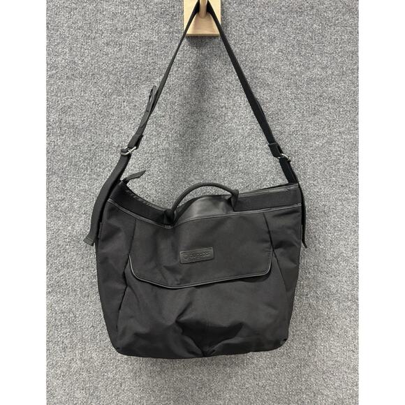 Bugaboo Changing Bag Black Camaleon Fox 16”x12” - Picture 1 of 15